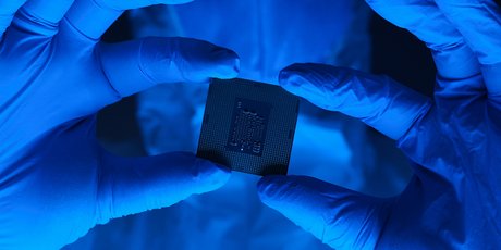 77% руководителей считают, что чипы сделают сотрудников продуктивнее, но сами чипироваться не хотят