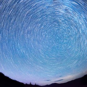 Как увидеть метеорный поток Леониды, Сатурн и Юпитер в ноябре 2025 года