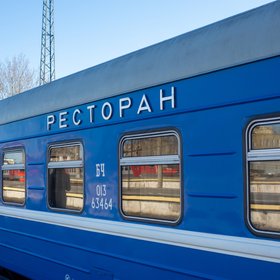 В России предложили полностью запретить алкоголь в самолетах, поездах дальнего следования и на круизных судах