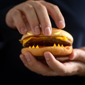 «Толстеешь, куришь — получишь коэффициент по страховым взносам 2 или 3», — глава Всероссийского союза страховщиков Евгений Уфимцев