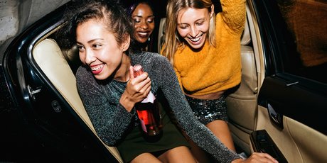 Бариста, водители такси и знакомые: почему слабые связи бывают важнее крепкой дружбы