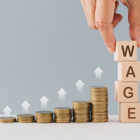 Строительство, логистика и промышленность вошли в топ-3 сфер с самыми высокими средними зарплатами в РФ