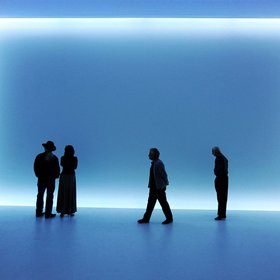 Голубой свет: зачем офтальмологи советуют нам специальные очки для компьютера и есть ли в этом толк