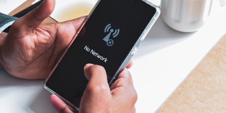 «Да, это новая нормальность, это вызов наших современных реалий, но так будет не всегда», — депутат Госдумы Сергей Боярский об отключениях интернета