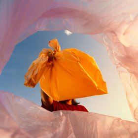 Школьный проект по расщеплению пластика превратился в стартап и получил финансирование на $18 млн