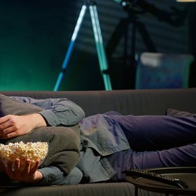 Вышел второй сезон сериала «Фоллаут»: о чем сюжет, что говорят критики и стоит ли его смотреть