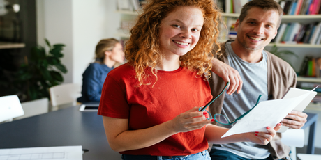 «Зумеры вообще не стремятся к стабильной занятости, их устраивает платформенная подёнщина», — заместитель председателя Федерации независимых профсоюзов России Нина Кузьмина