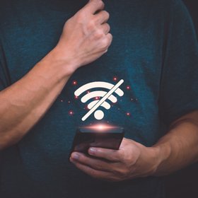 «В настоящее время интернет приносит больше вреда, чем пользы. Надо на целые недели отключать или по выходным дням, чтобы люди отдохнули», — Депутат Госдумы Николай Арефьев