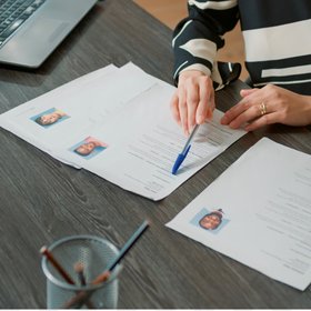 51% — столько россиян считают, что трудно найти новую работу, схожую с текущей