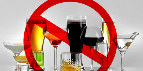 В России предложили впускать людей в алкомаркеты по паспорту