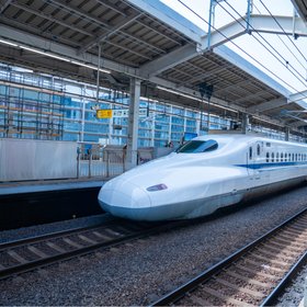 В Японии создали первую в мире железнодорожную станцию, полностью напечатанную на 3D-принтере