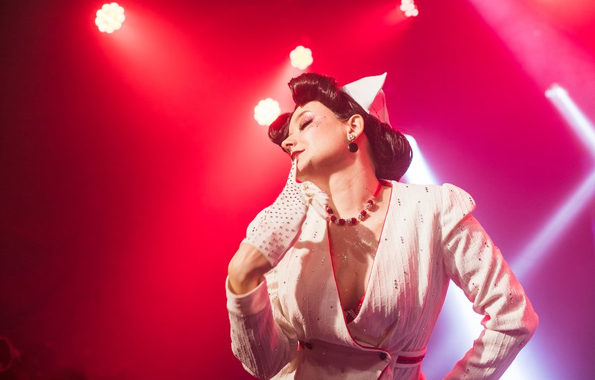 Roxanne River. Артистка бурлеска. Кабаре. Стриптиз