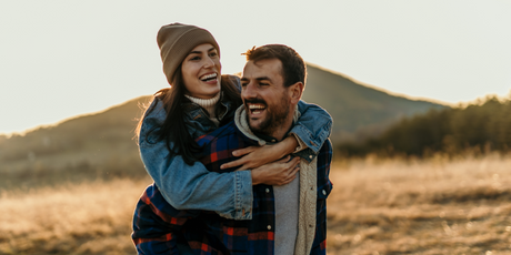 Исследование: высшее образование — один из ключевых факторов затяжного одиночества