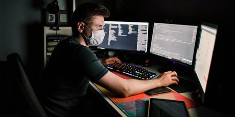 Ozon запустил образовательную платформу и бесплатный курс программирования на Go