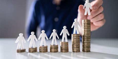 В России предложили повысить МРОТ до 45 тысяч рублей