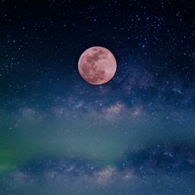 Как увидеть Венеру, Юпитер и клубничную Луну в июне 2026 года