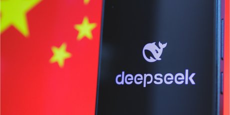 В чем секрет успеха китайской нейросети DeepSeek, которая обогнала ChatGPT