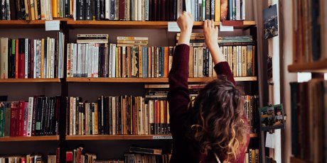 Найти редкий экземпляр и поболтать с Донцовой: 4 события в Москве для тех, кто любит бумажные книги