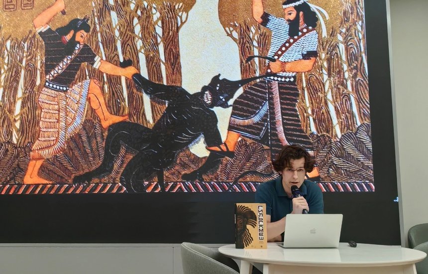 Максимилиан Неаполитанский — популяризатор философии, автор книг, академических публикаций, видеолекций и телеграм-канала «вчемсуть»