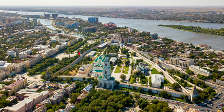 «Давайте заложим сразу в бюджет 10% на то, чтобы их украли», — депутат астраханской облдумы Евгений Дунаев