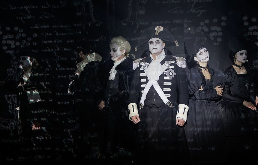 Московский Губернский театр. Спектакль «Ревизор: комедия в стихах»