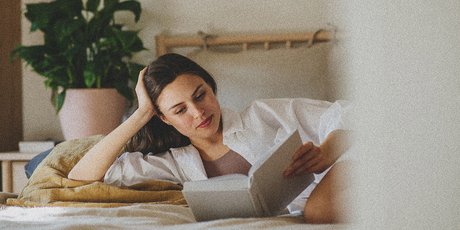 «Хорошо работать уже недостаточно»: 5 книг, которые помогут стать заметнее и зарабатывать больше