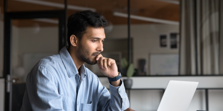 Айтишник из США тайно работает на три компании сразу. Он зарабатывает $368 000 в год и не чувствует вины перед работодателями