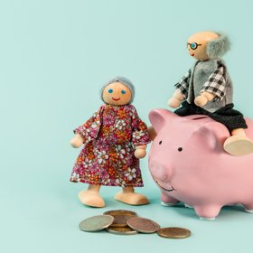 24 000 рублей в месяц — таким может быть размер пенсии российских зумеров