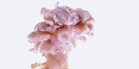 Как мозг защищает нас от болезней? Объясняют эксперты по эволюционной психологии